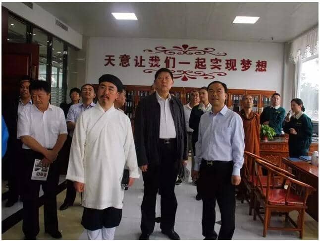 山東省政協(xié)常委、民宗委主任孫傳宏蒞臨天意考察參觀