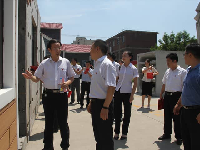 梁山縣委常委、組織部部長(zhǎng)王建一行蒞臨天意機(jī)械調(diào)研